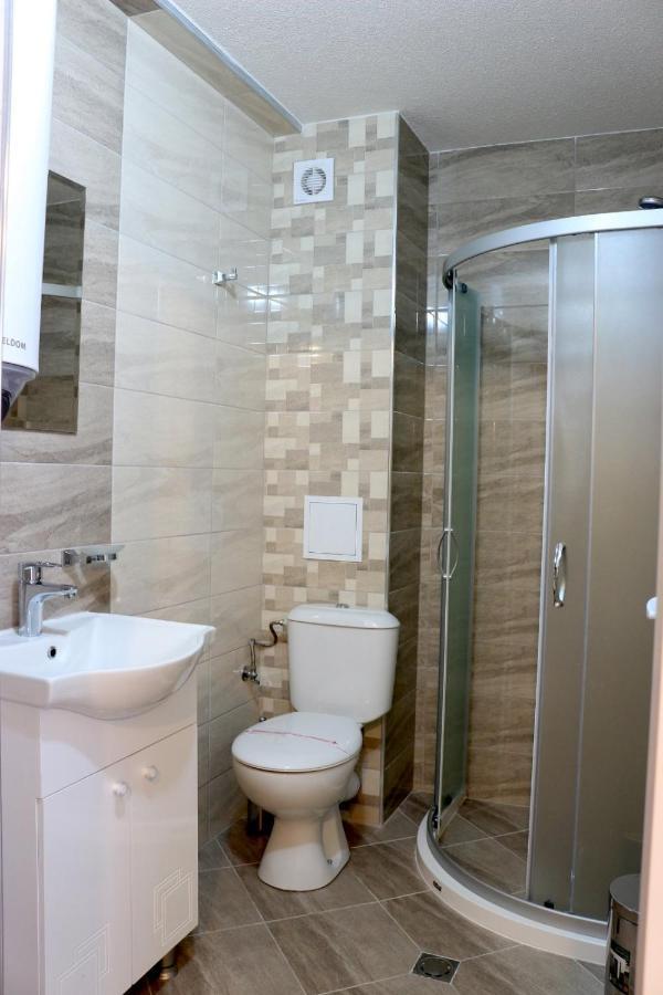 Къща За Гости Тони Zlatograd Ngoại thất bức ảnh