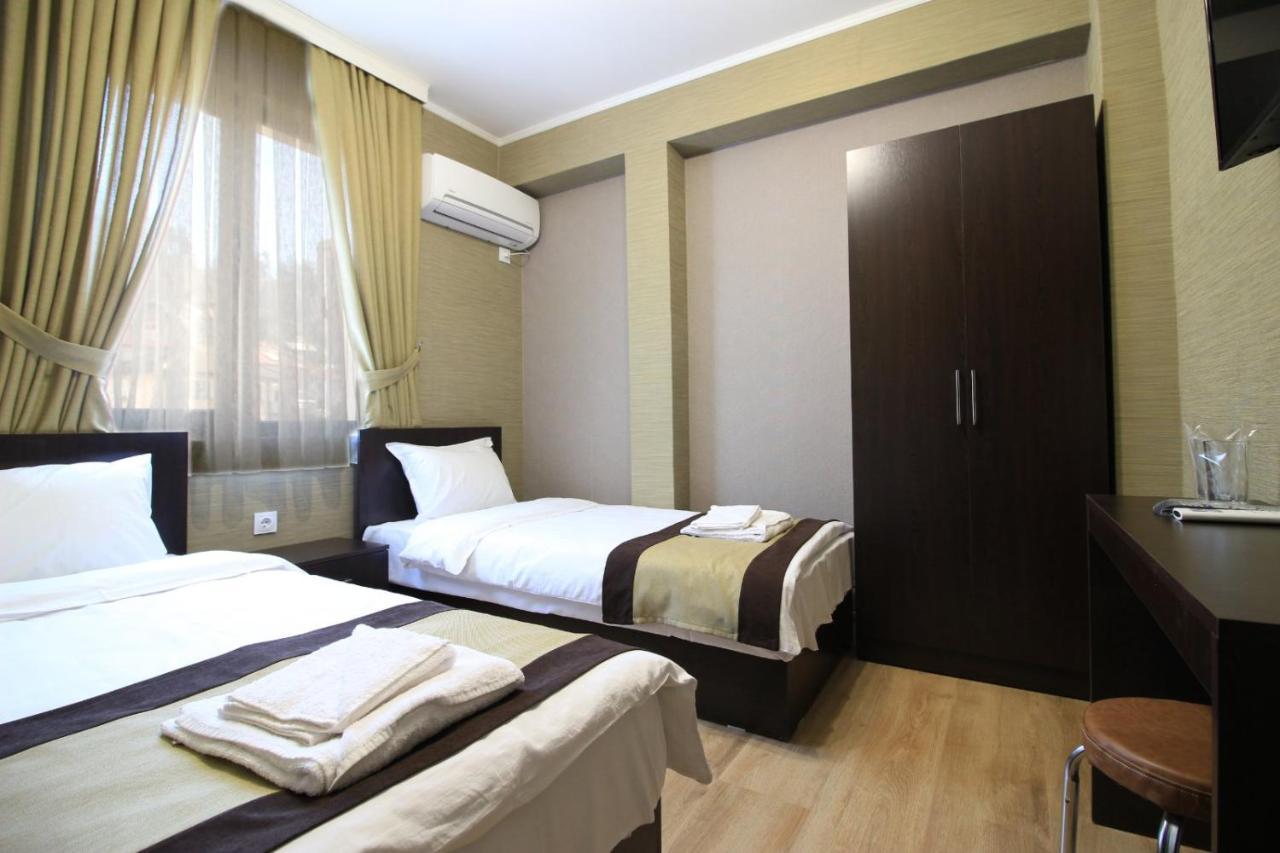 Къща За Гости Тони Zlatograd Ngoại thất bức ảnh